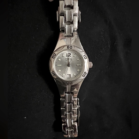 Fossil Blue Ladies Watch - Picture 2 of 11